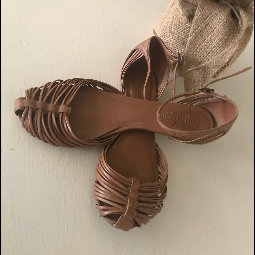 American eagle strapped flats